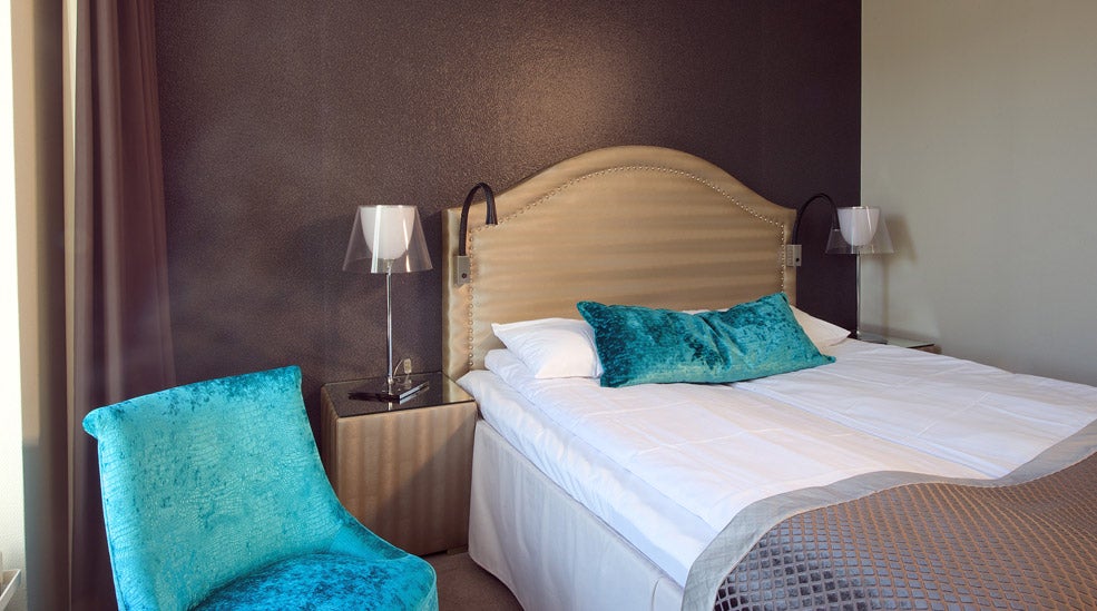 Hip and colourful standard double room at Skagen Brygge in Stavanger