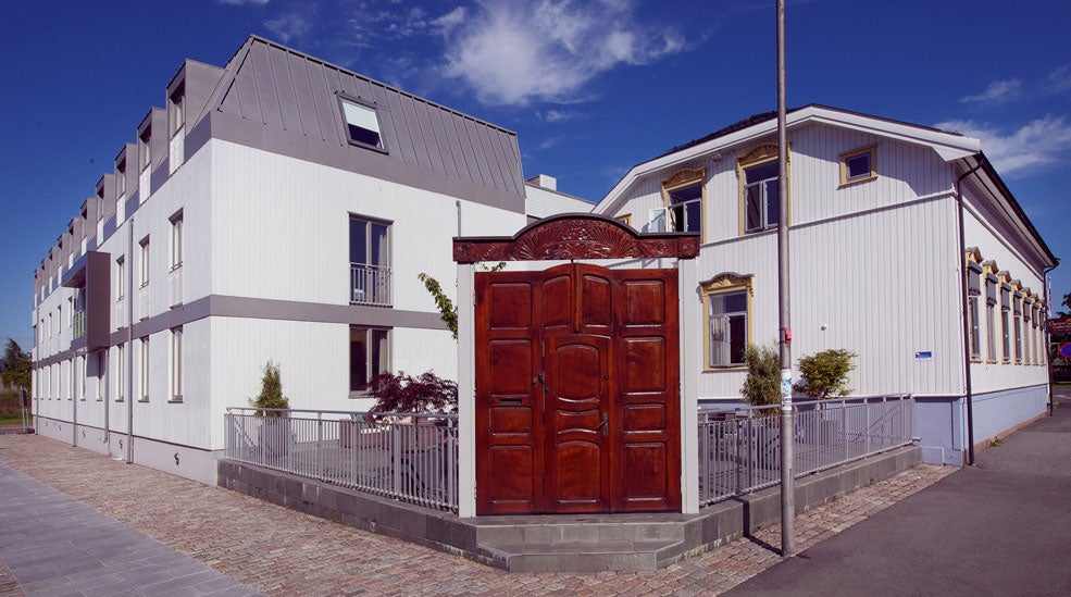 The facade and amazing rustic entrance at Tollboden Hotel in Drammen